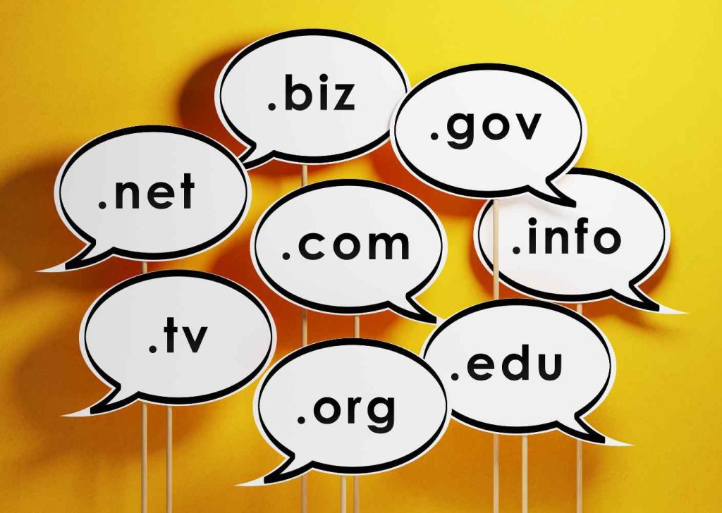 Faktor yang Perlu Dipertimbangkan dalam Memilih Nama Domain